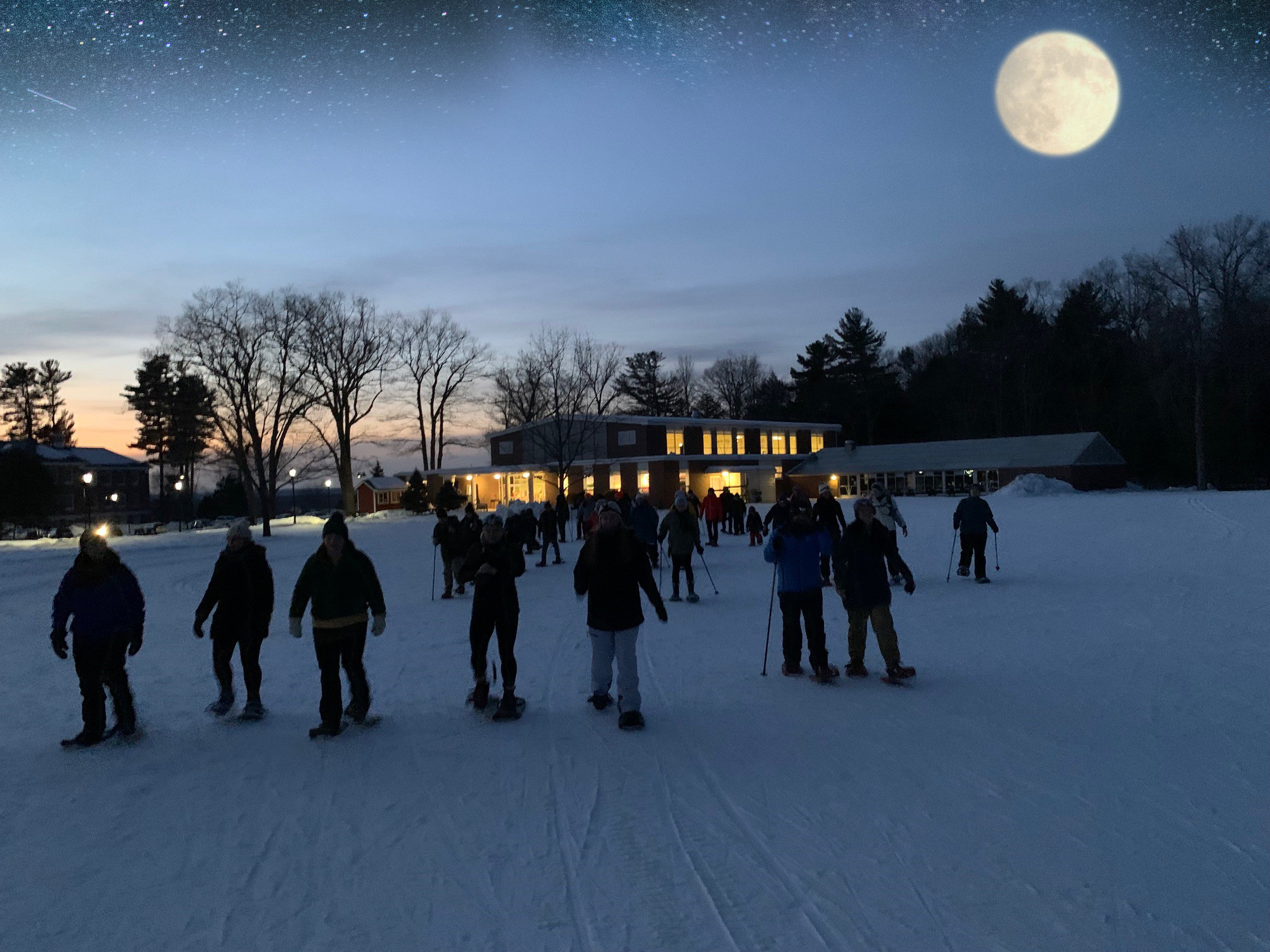Pineland Farms Full Moon Snowshoe Event